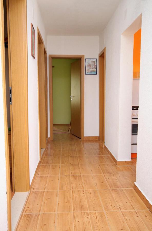 Seaside House For Families With Children Cove Tvrdni Dolac, Hvar - 2057 Gdinj エクステリア 写真