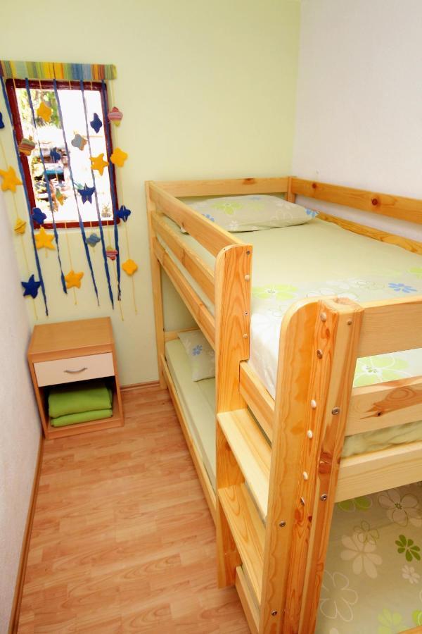 Seaside House For Families With Children Cove Tvrdni Dolac, Hvar - 2057 Gdinj エクステリア 写真